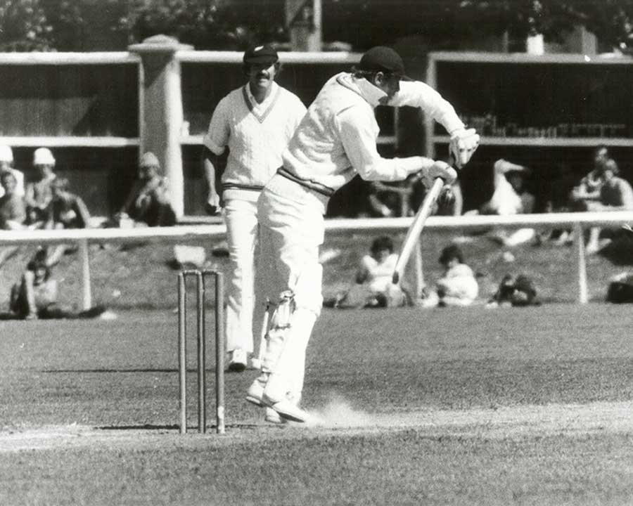 Boycott playing a back-foot defensive in New Zealand in 1978 (© Archives New Zealand). 